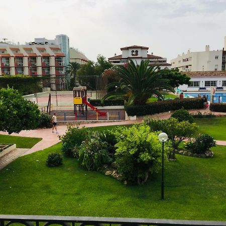 Carihuela Palace Beach Lejlighed Torremolinos Eksteriør billede