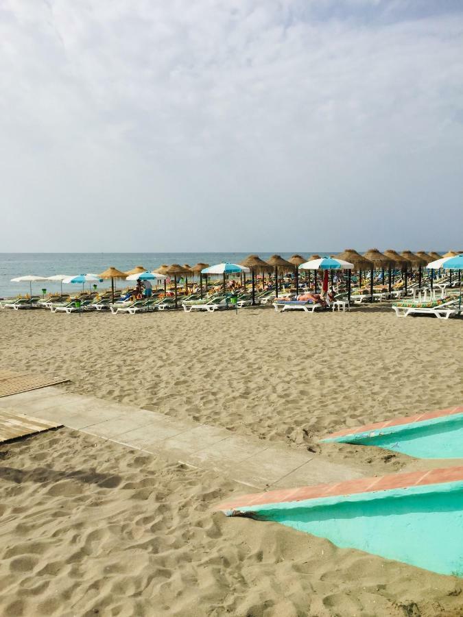 Carihuela Palace Beach Lejlighed Torremolinos Eksteriør billede