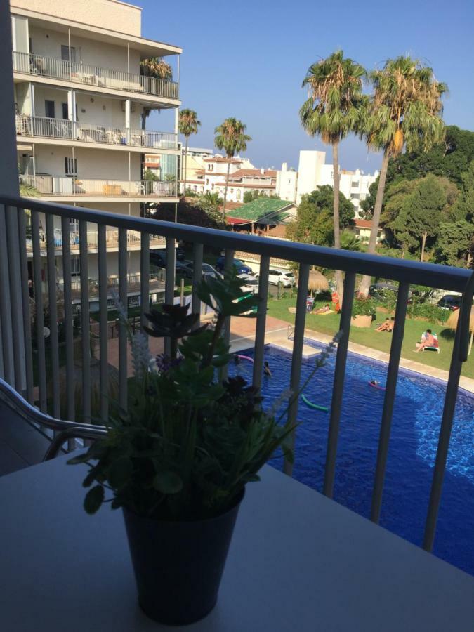 Carihuela Palace Beach Lejlighed Torremolinos Eksteriør billede